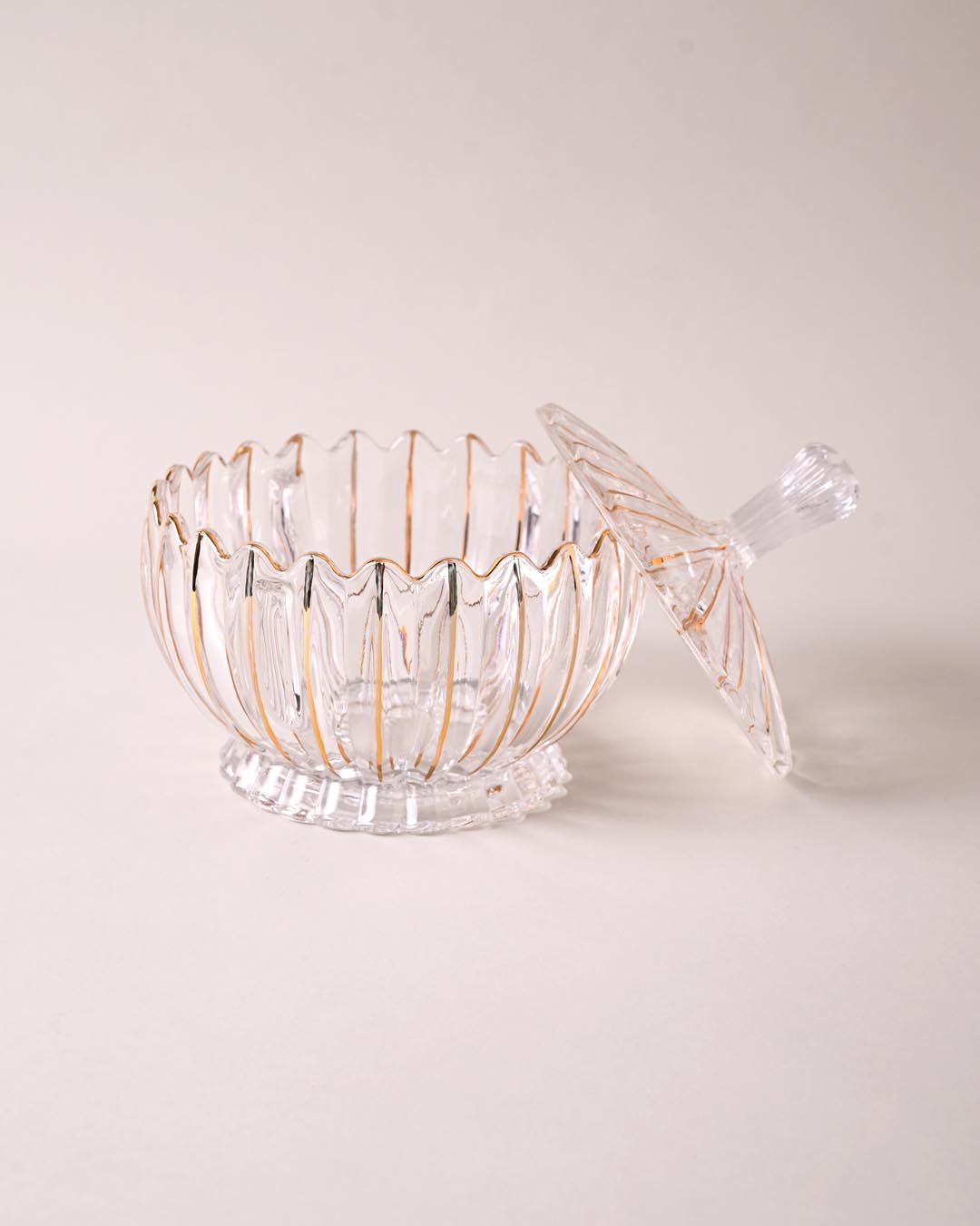 Scalloped Edge Crystal Glass Candy Jar with Lid
