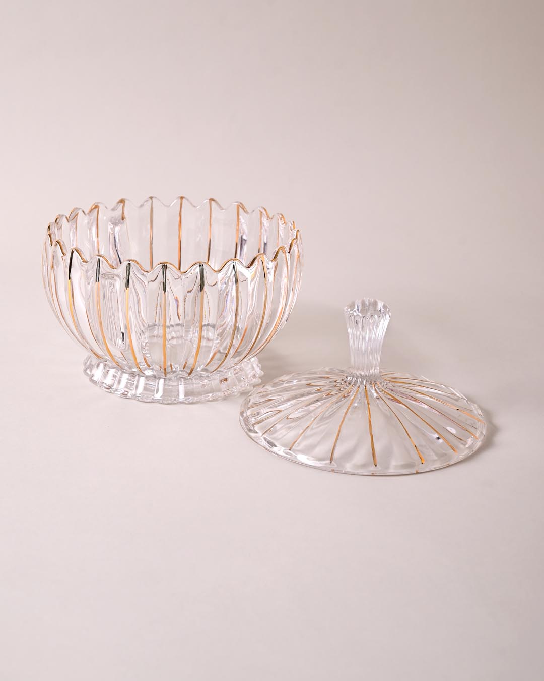 Scalloped Edge Crystal Glass Candy Jar with Lid