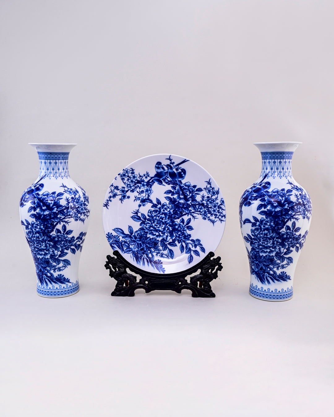 Floral Harmony Ceramic Vase & Decorative Plate - Set Of 3