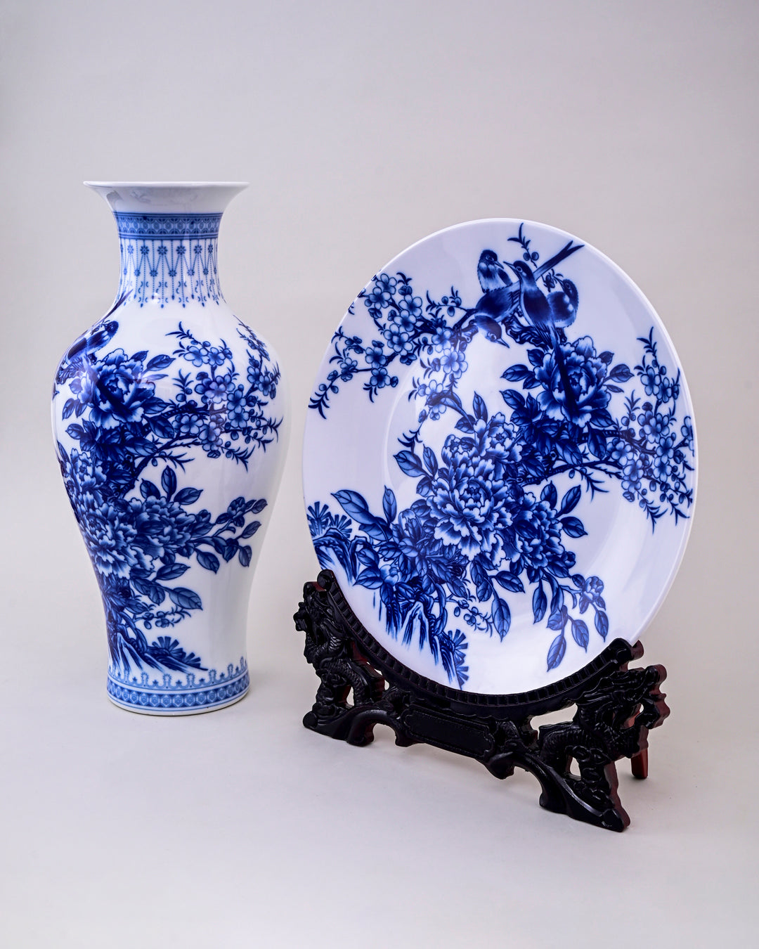 Floral Harmony Ceramic Vase & Decorative Plate - Set Of 3