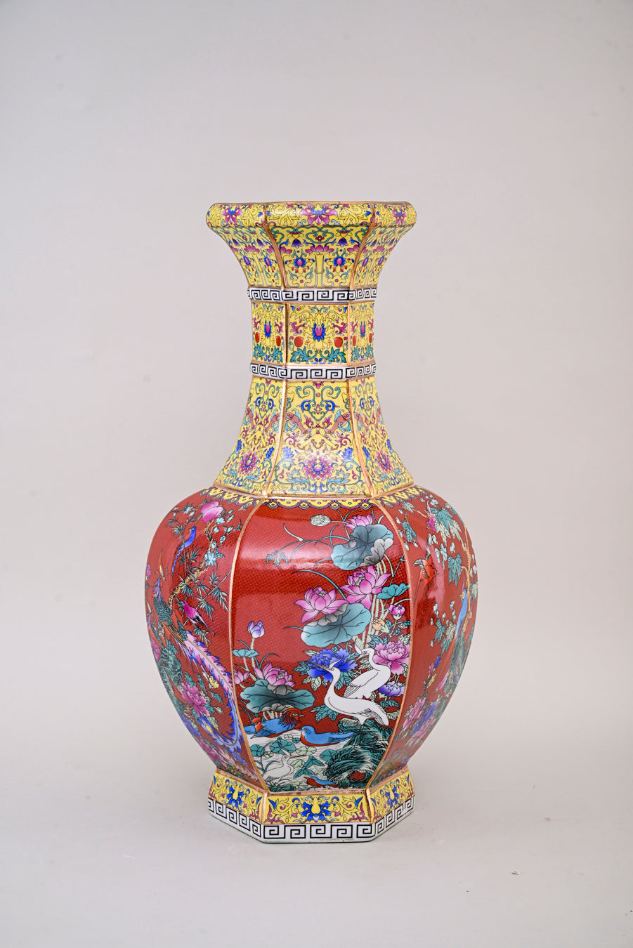Midnight Bird Motifs Cloisonné Vase - Red