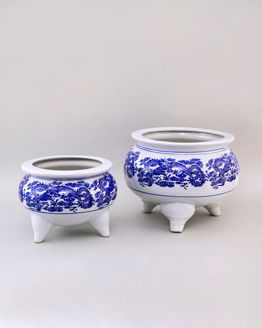 Blue & White Dragon Motif Tripod Planter - 5.5"