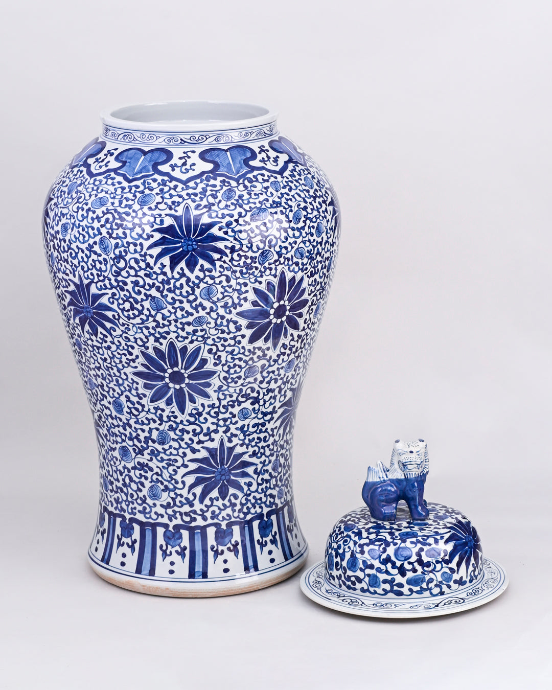 Royal Blossom Blue & White Temple Jar With Foo Dog Lid