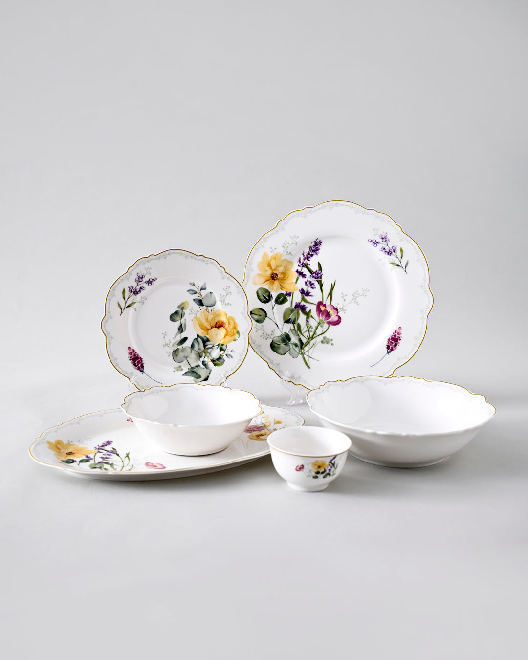 Golden Bloom Floral Dinner Set - 22 Piece