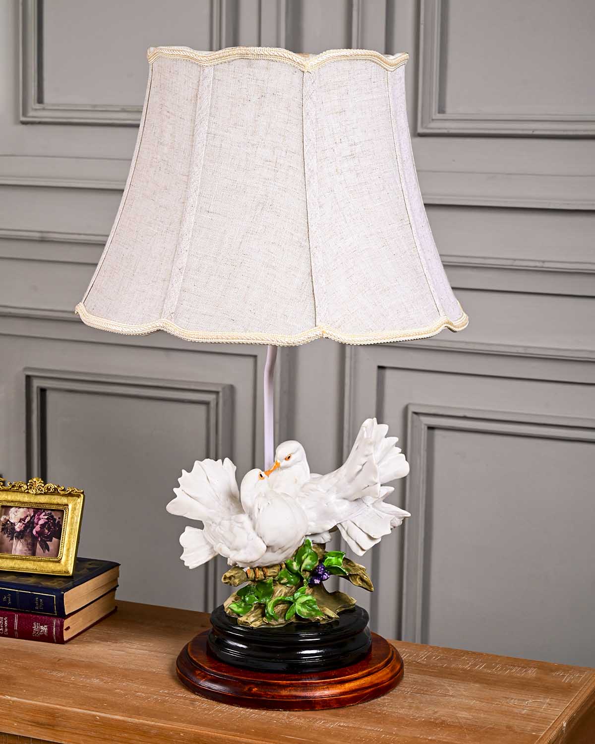 'Lovebirds in Bloom' Doves Family Table Lamp