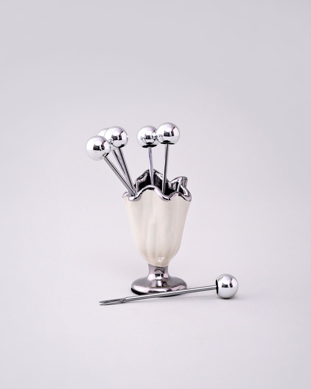 Pearl Cup Pick Holder with Skewers