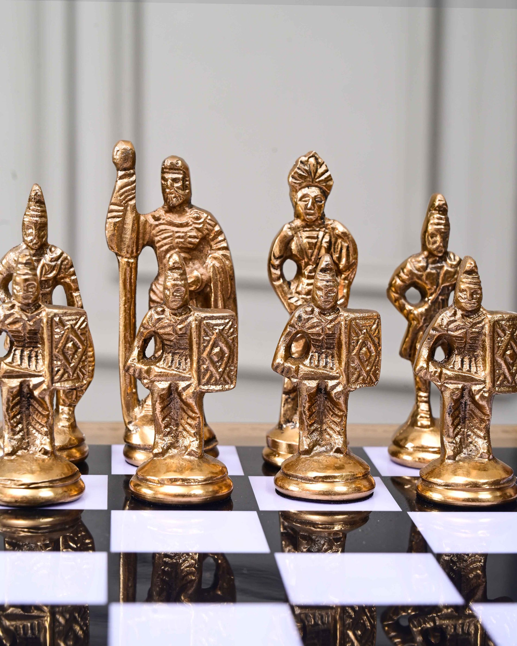 Historical Greek vs Roman Army Chess Set with Stand