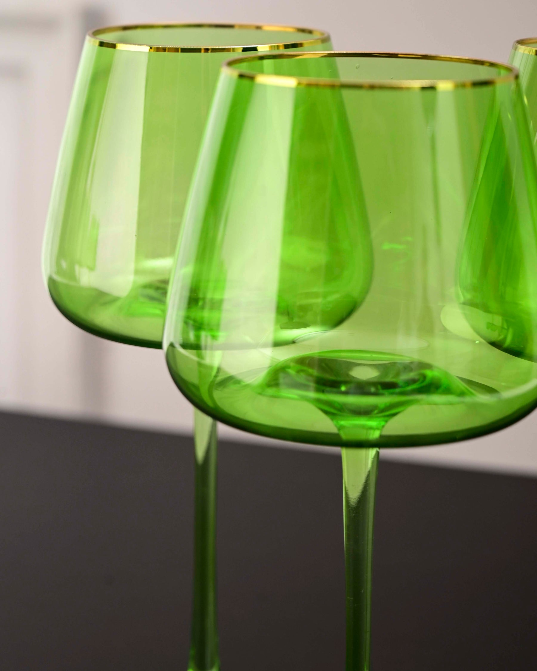 Green Vintage Wine Glass - Set of 4