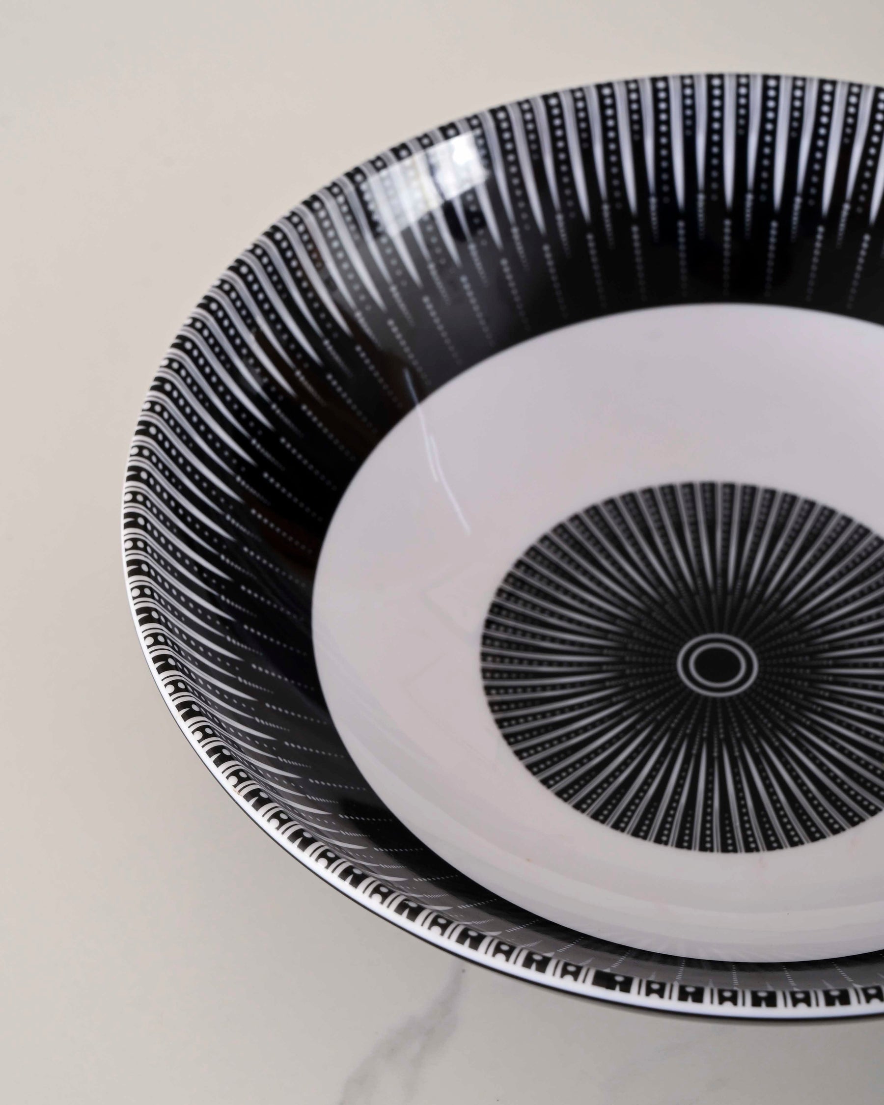 Diplomat Melamine Serving Bowl - Black