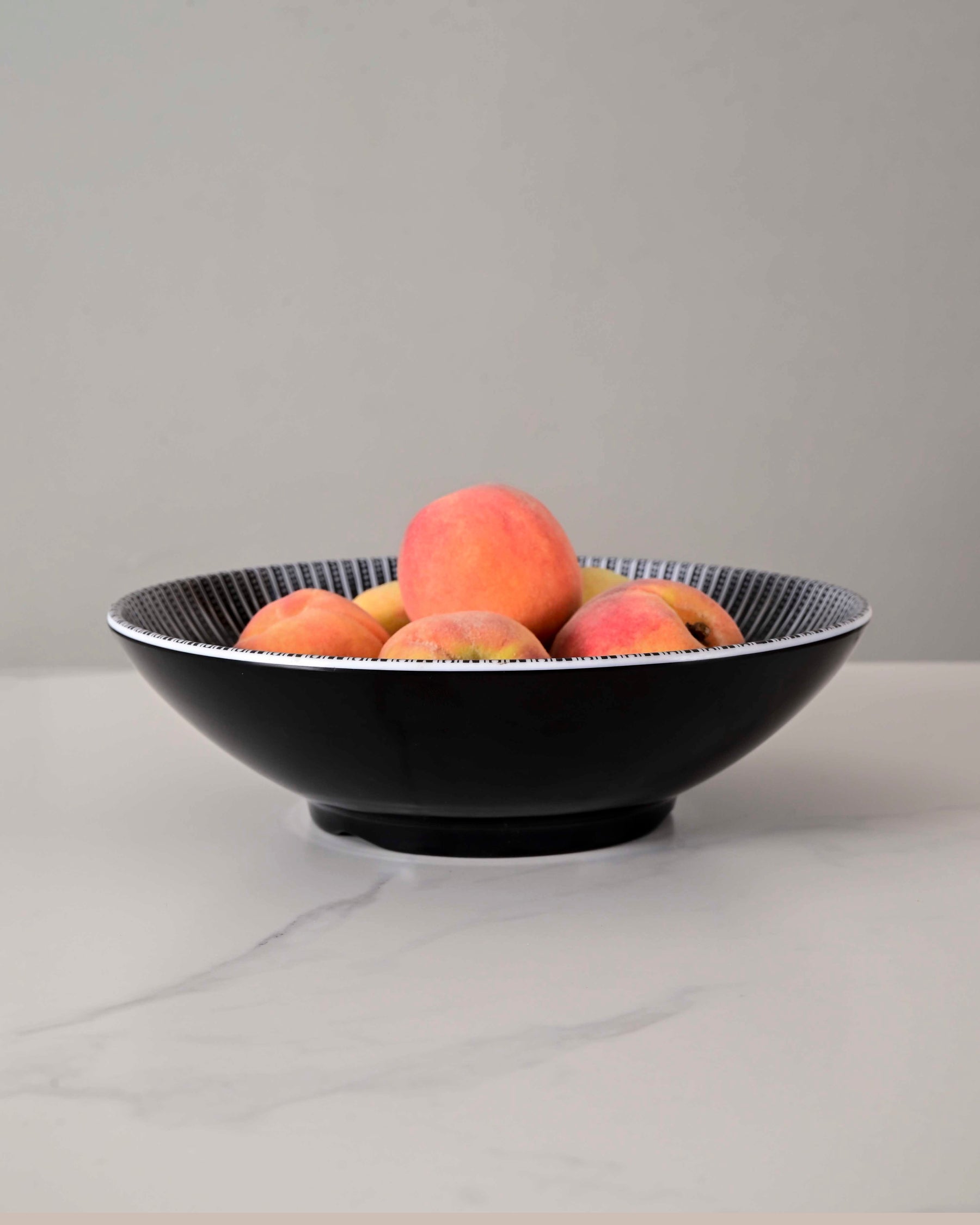 Diplomat Melamine Serving Bowl - Black
