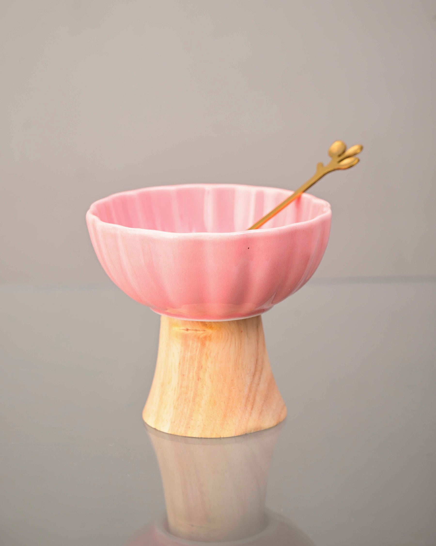 Ceramic + Wood Dessert Bowl - Pink