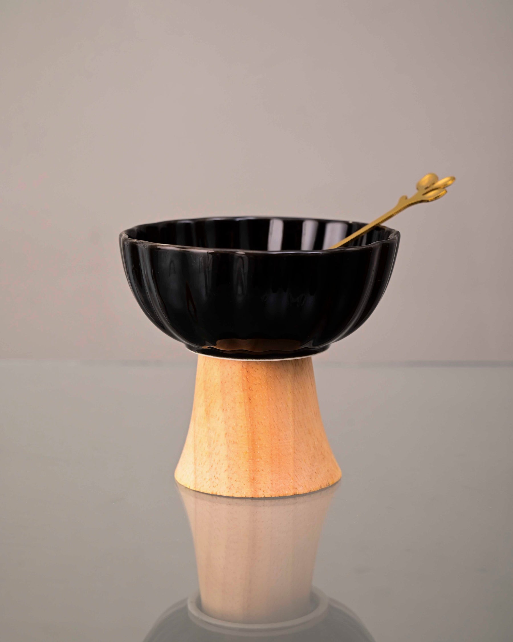 Ceramic + Wood Dessert Bowl - Black