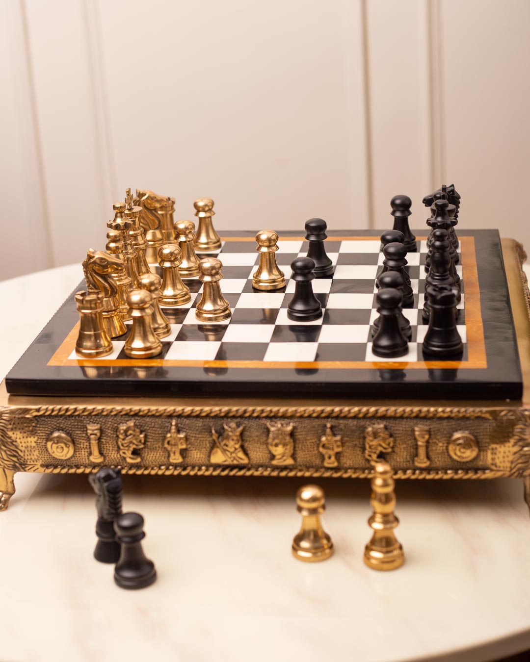 Vintage Regency Traditional Chess Set - The Decor Kart