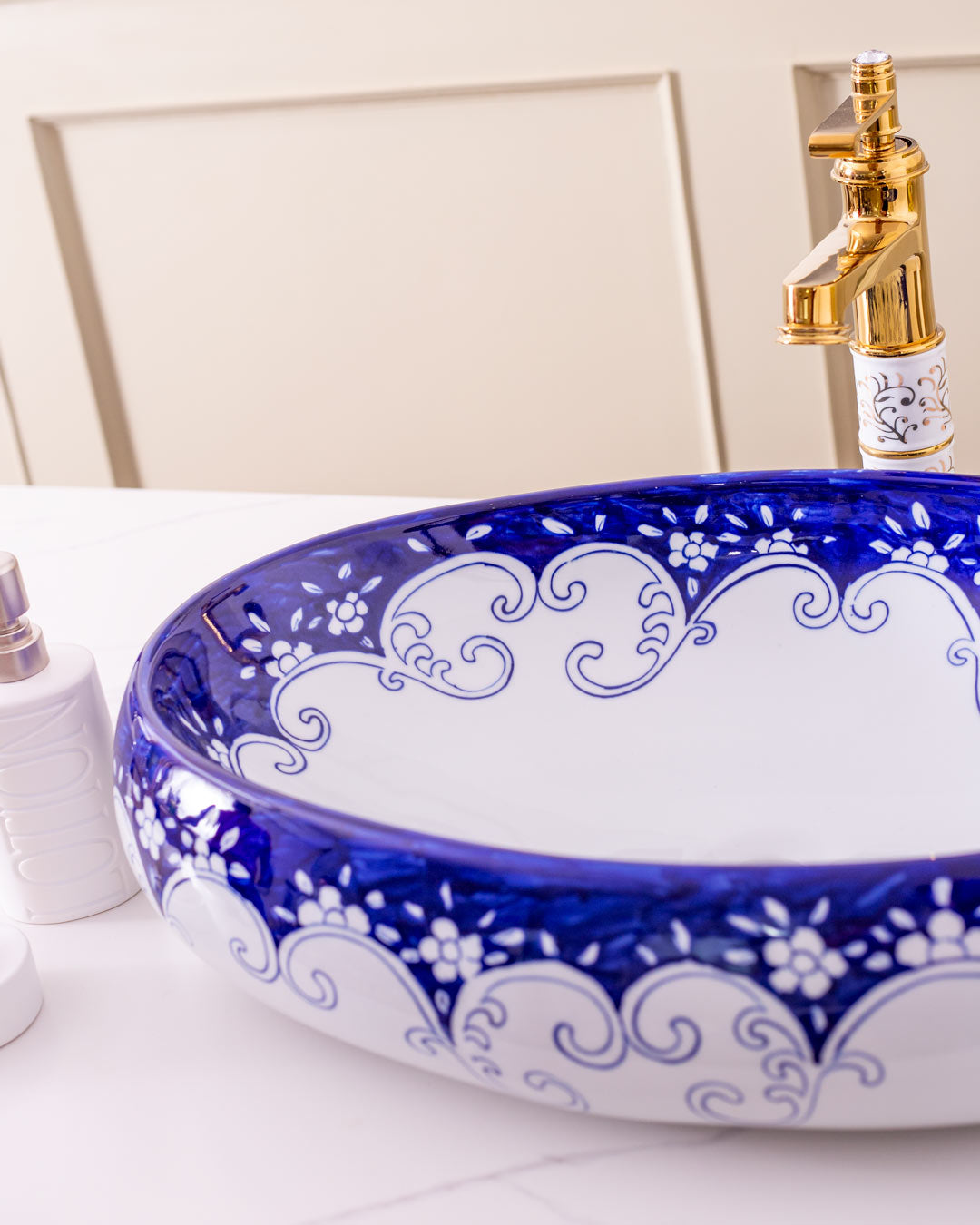 Fragrant Porcelain Counter Top Basin - The Decor Kart