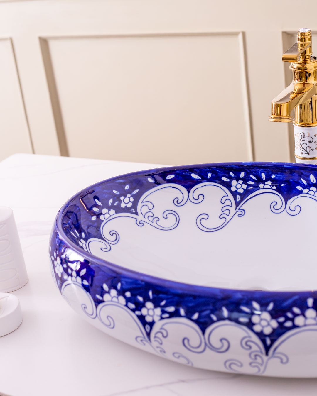Fragrant Porcelain Counter Top Basin - The Decor Kart