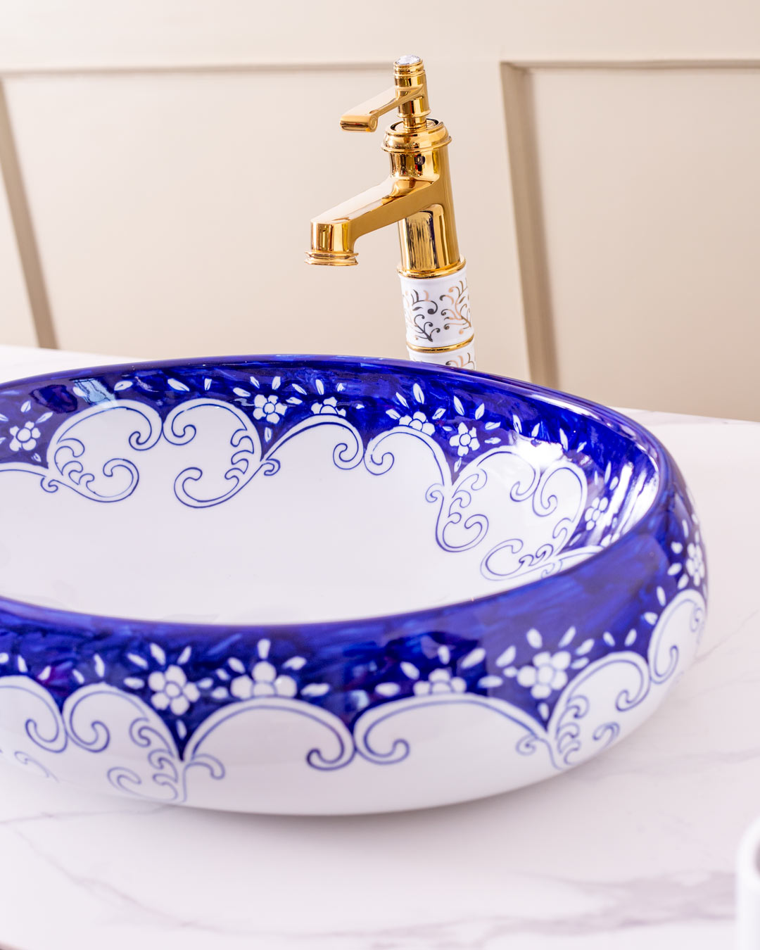 Fragrant Porcelain Counter Top Basin - The Decor Kart