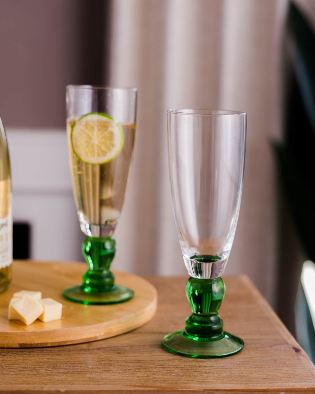 Swirl Green Champagne Flute - Set of 6 - The Decor Kart