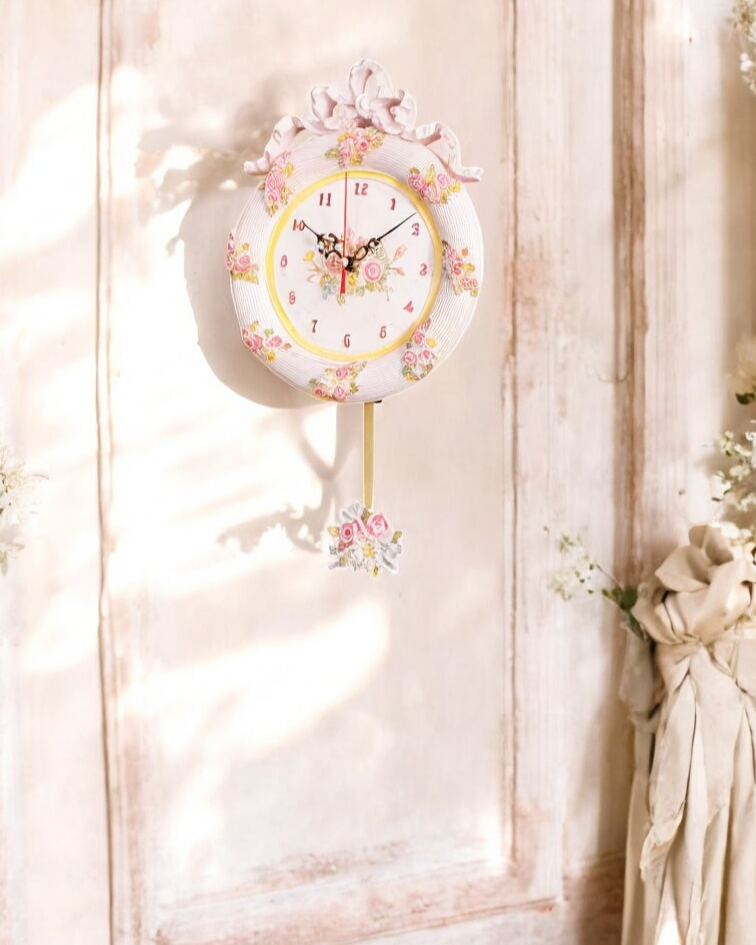 'Country Roses' Vintage Wall Clock