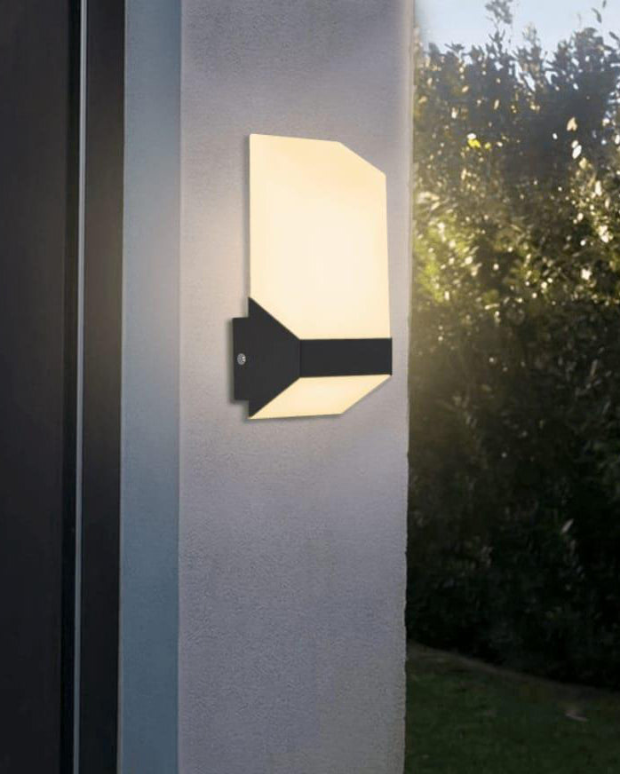 Ice Shelf Outdoor Wall Light