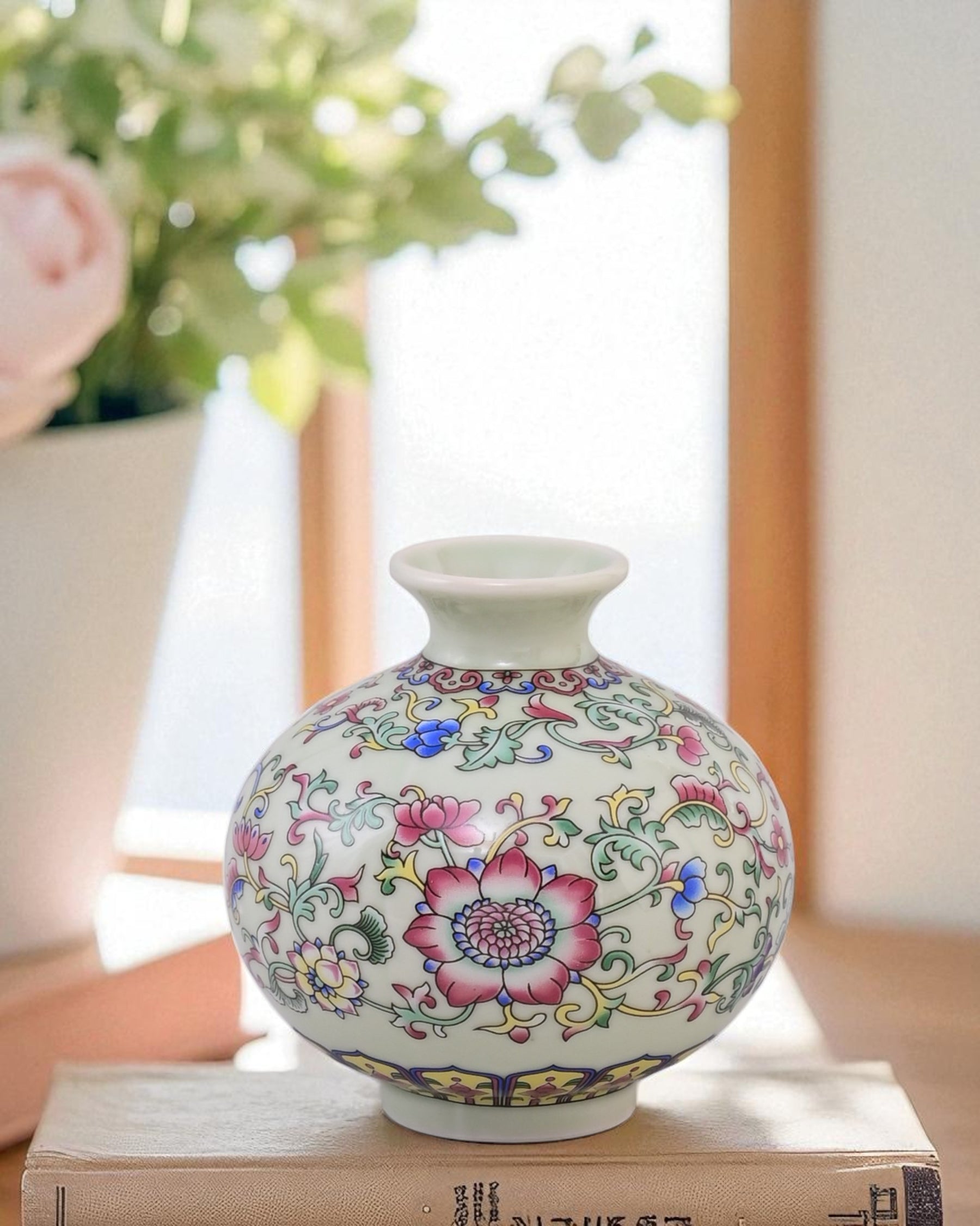 Famille Verte Garden Blossom Vase - Set Of 3