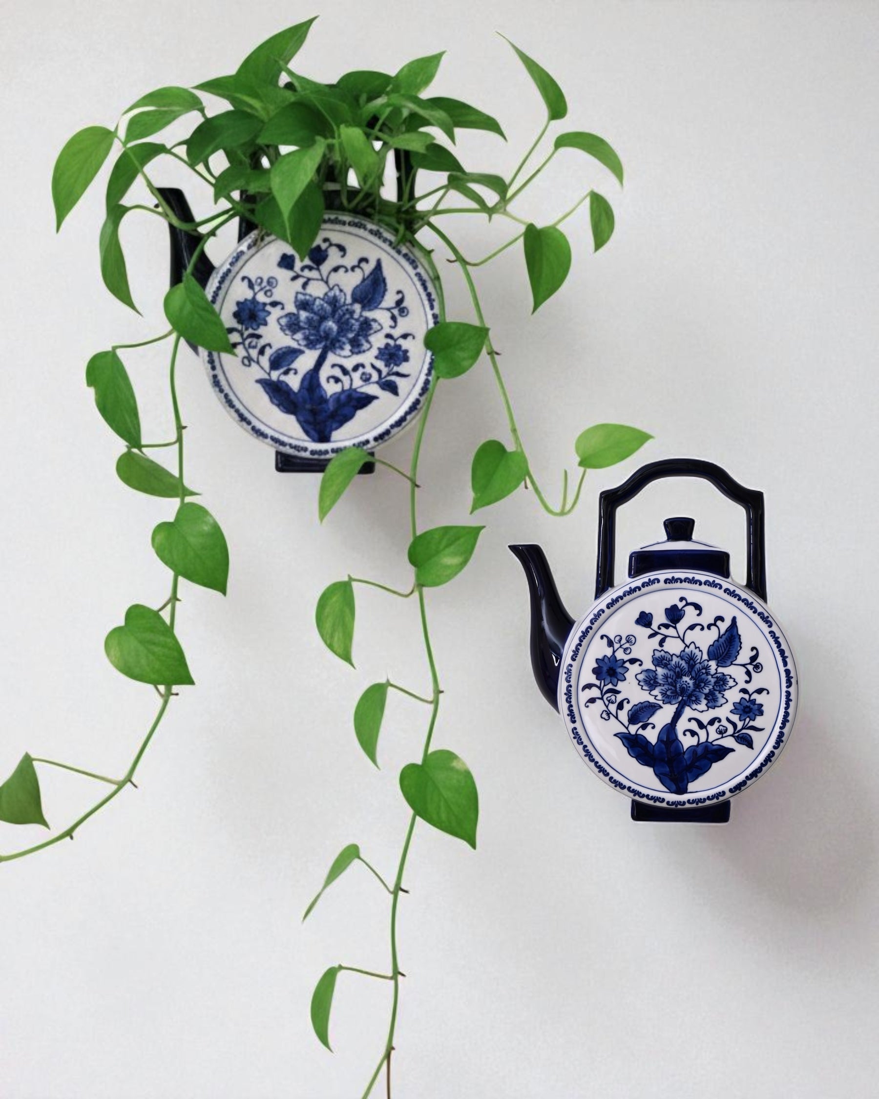 Heritage Blue & White - Wall Mounted Planter Kettle