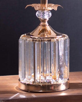 Sparkling Elegance: Crystal Table Lamp