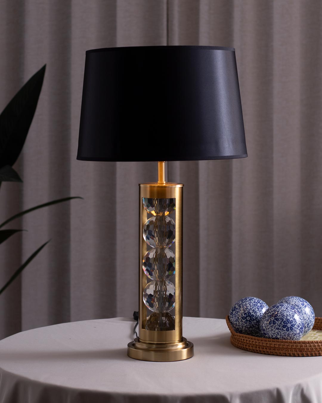 'Exquisite Lighting' Crystal Table Lamp - The Decor Kart