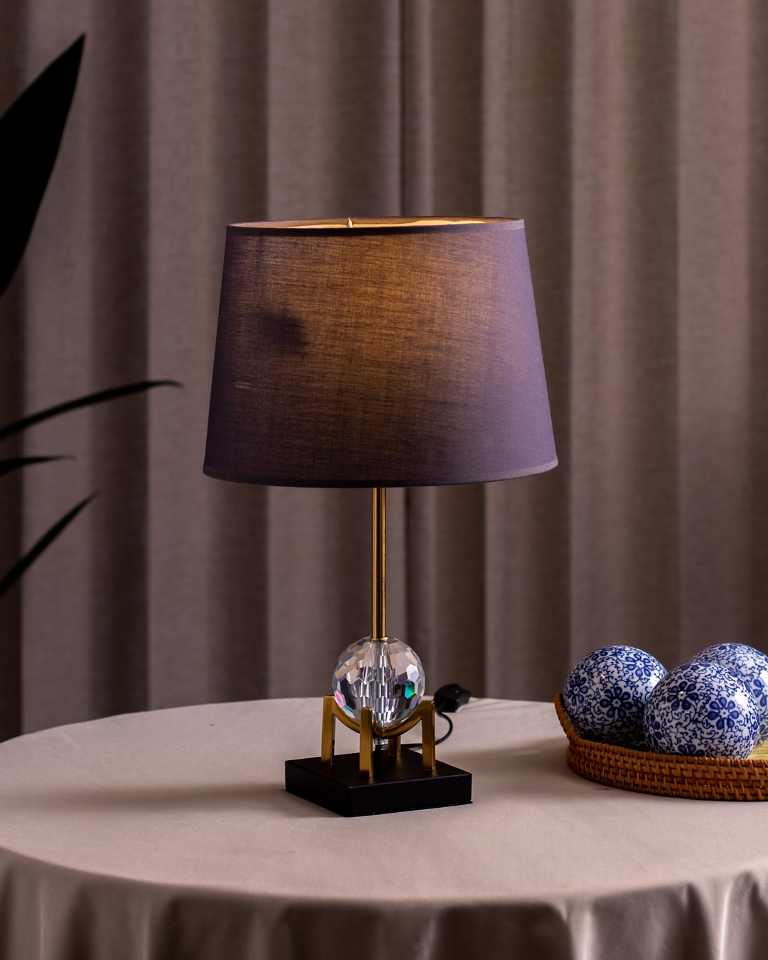 'Exquisite Crystal Ball' Table Lamp - The Decor Kart