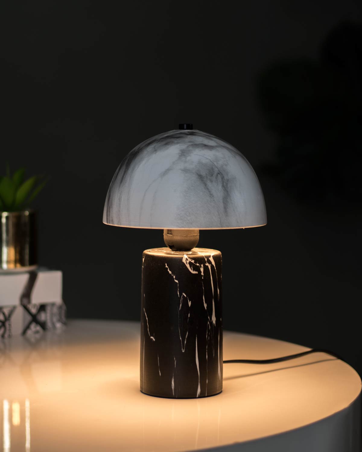 Binni Marble Black Lamp