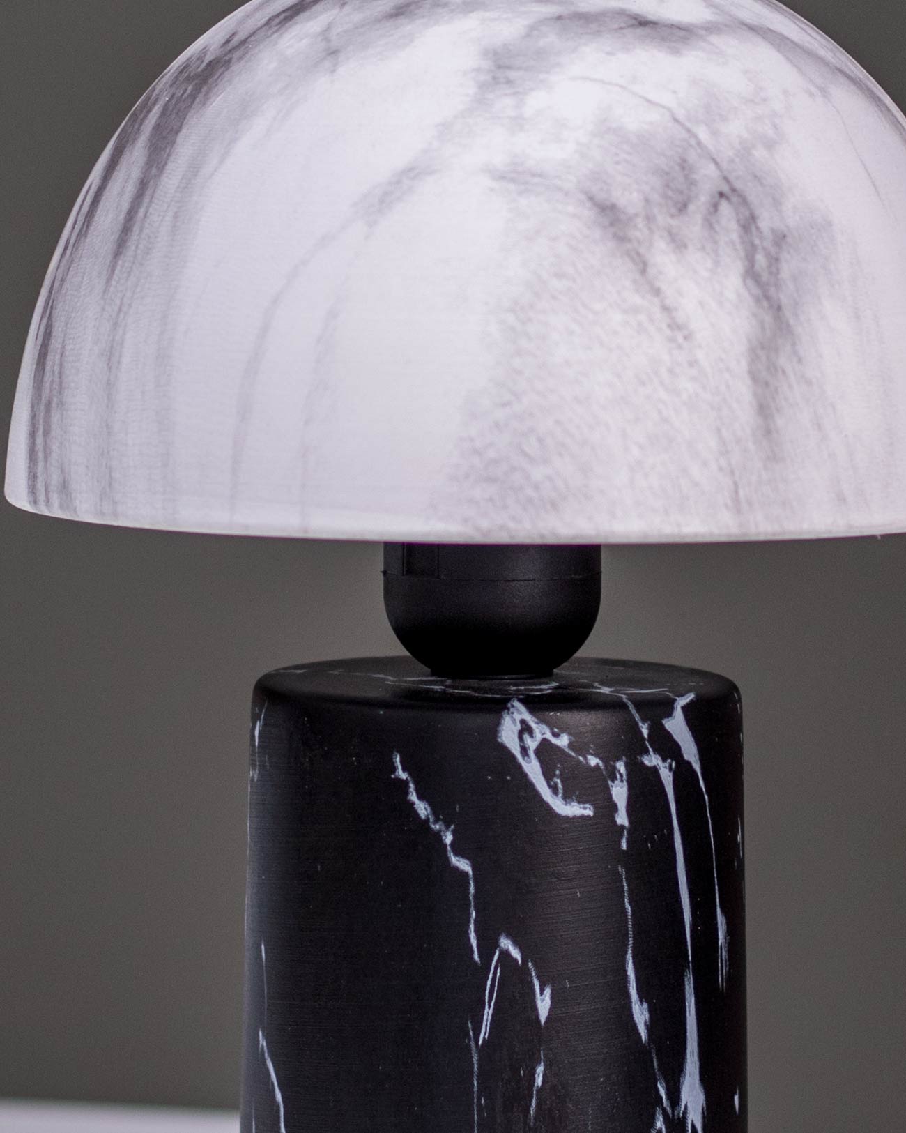 Binni Marble Black Lamp