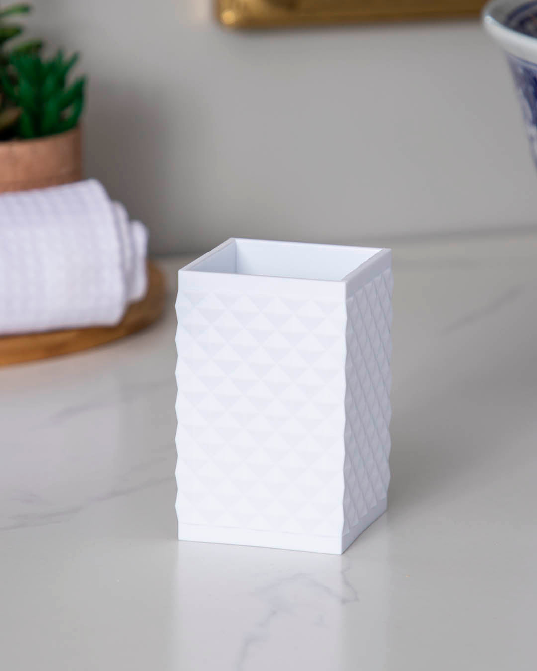 White Contemporary bathroom accessory holder