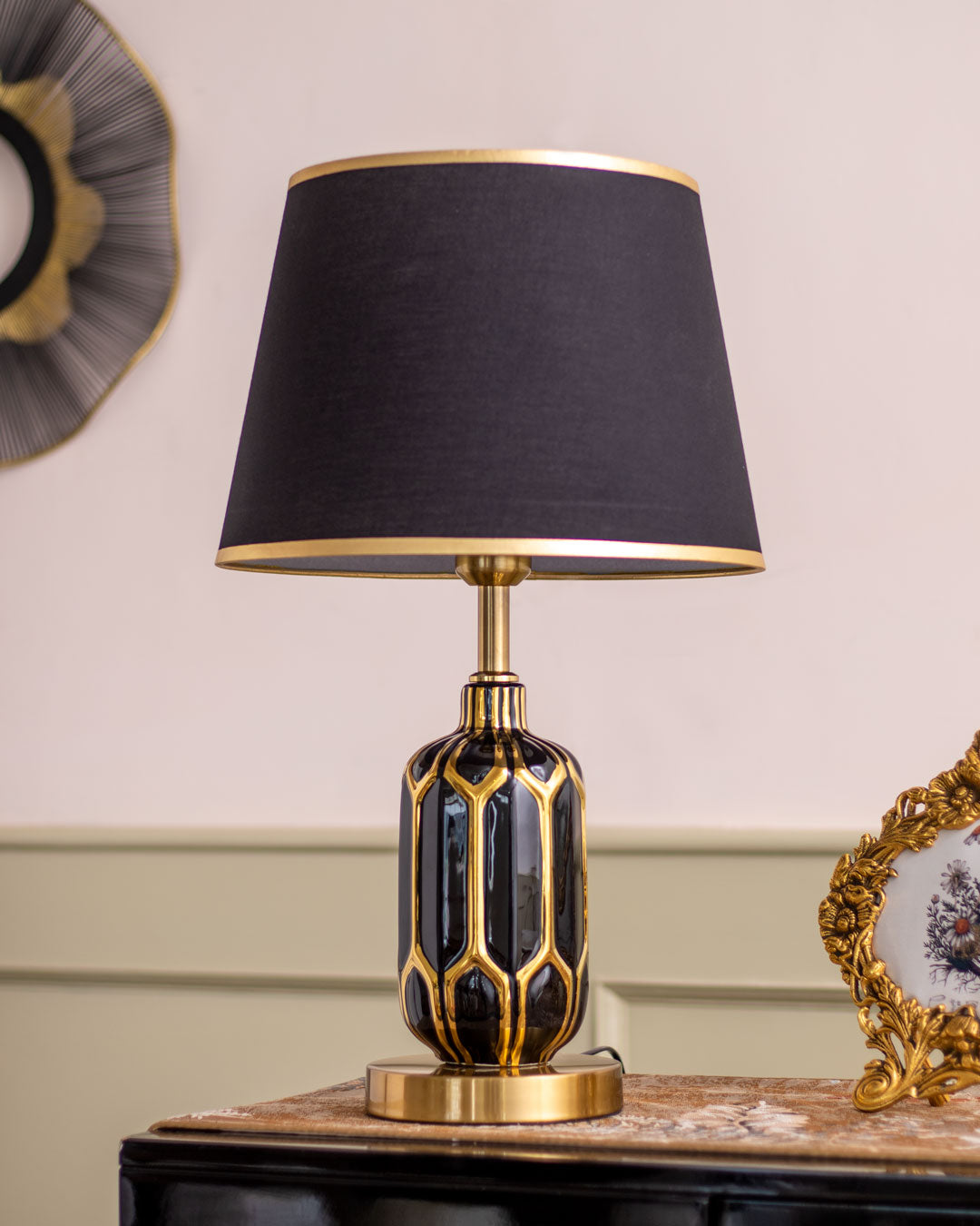Asteria Ceramic Table Lamp - Black - The Decor Kart