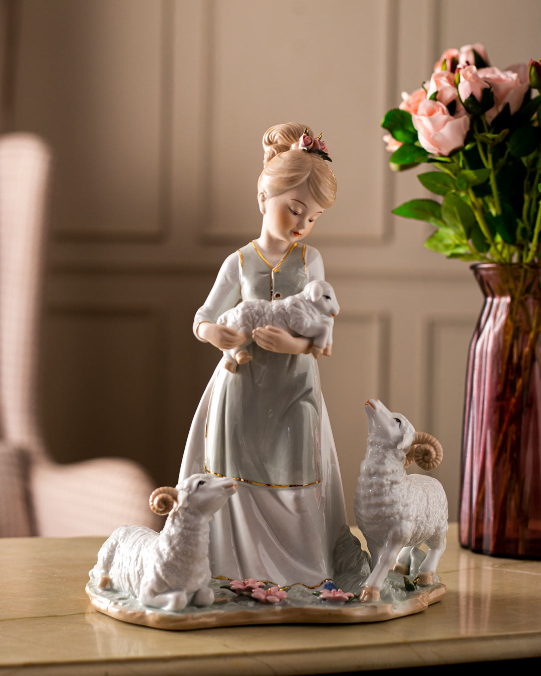 Victorian Lady - Fine Porcelain Figurine - The Decor Kart