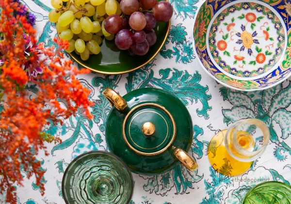 2024 Dinnerware Trends: Bold Colors & Nature-Inspired Designs