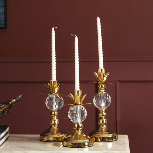 Timeless & Elegant: Gold Accents