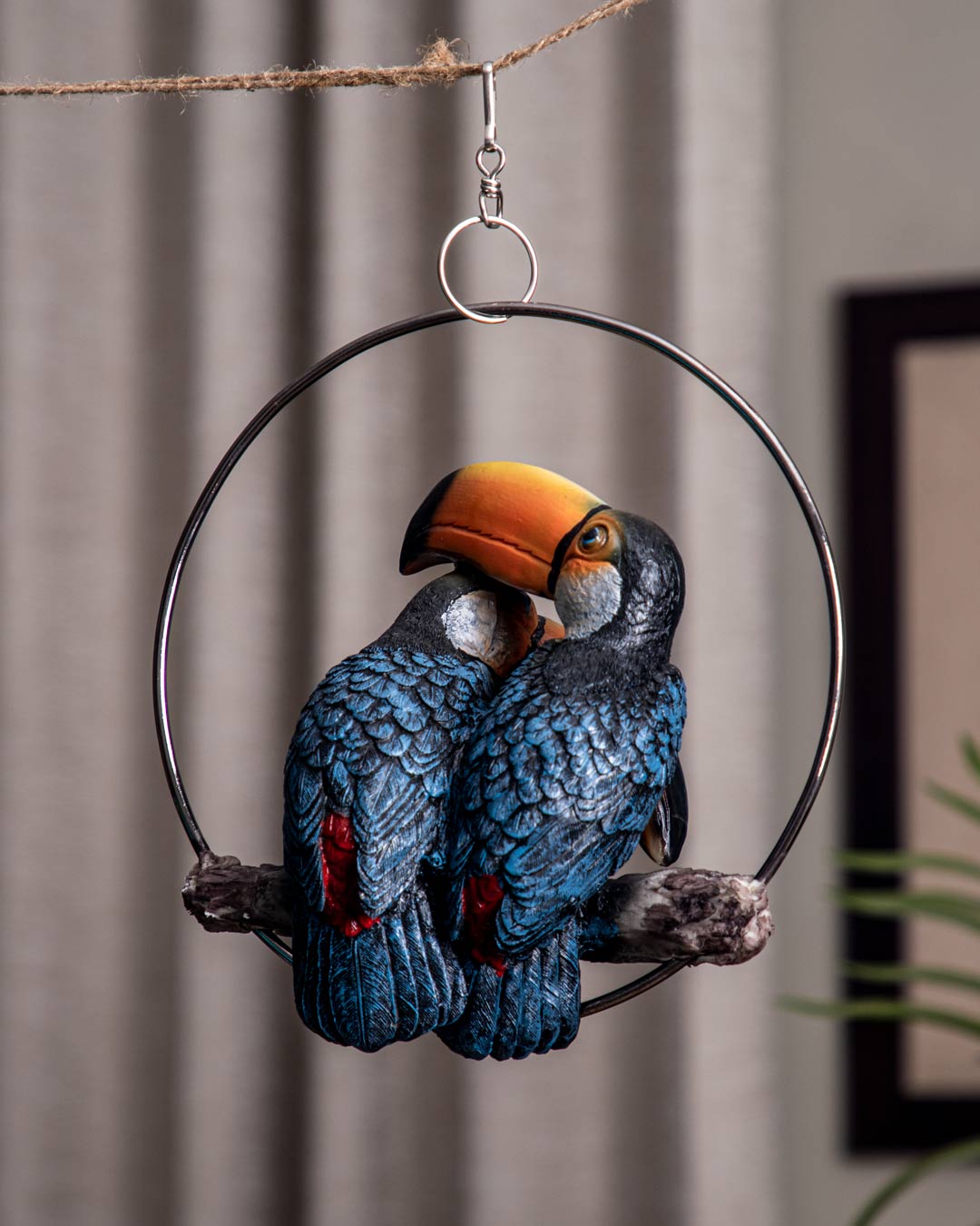 Decorative Ring Hanging Toco Toucan - The Decor Kart 