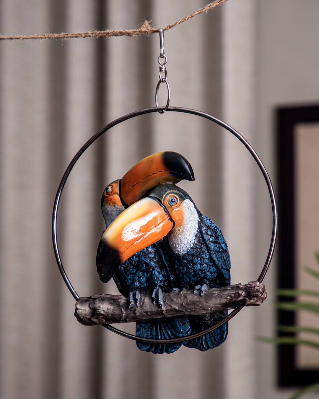 Decorative Ring Hanging Toco Toucan - The Decor Kart 