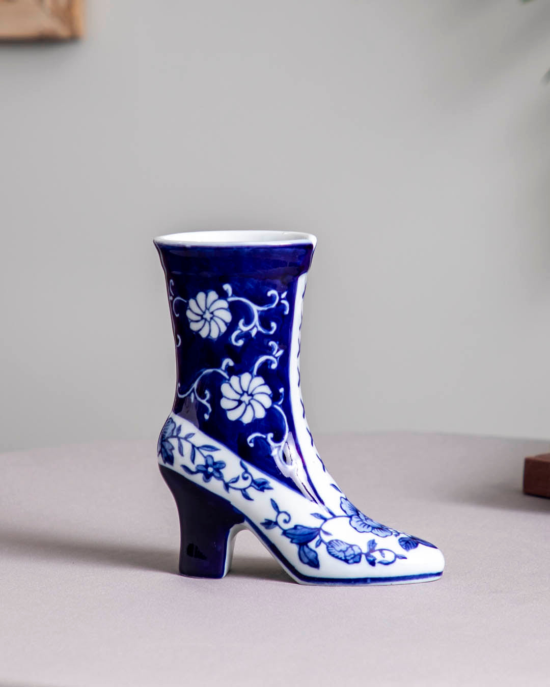 Rendezvous with Blue - Decorative Shoe