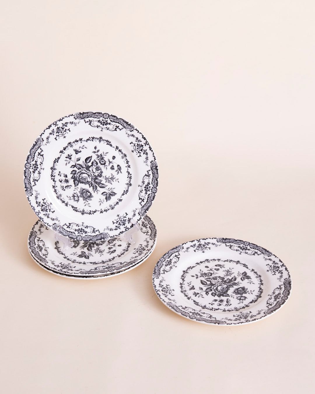 Winchester Quarter Plate - Black 