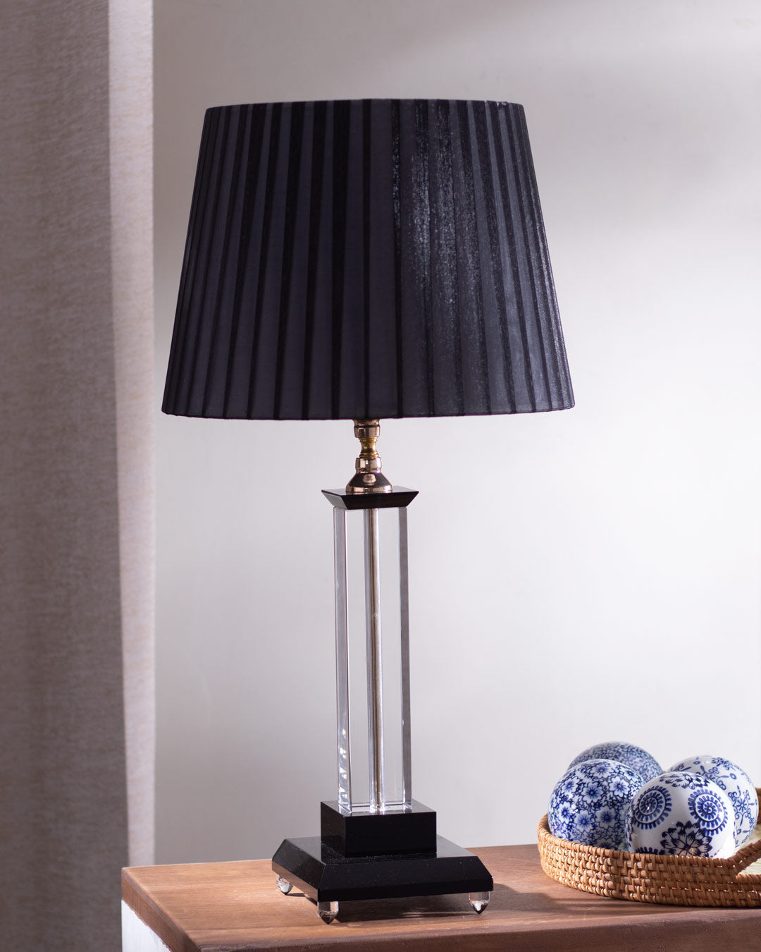 Glimmers Elegance Crystal Table Lamp