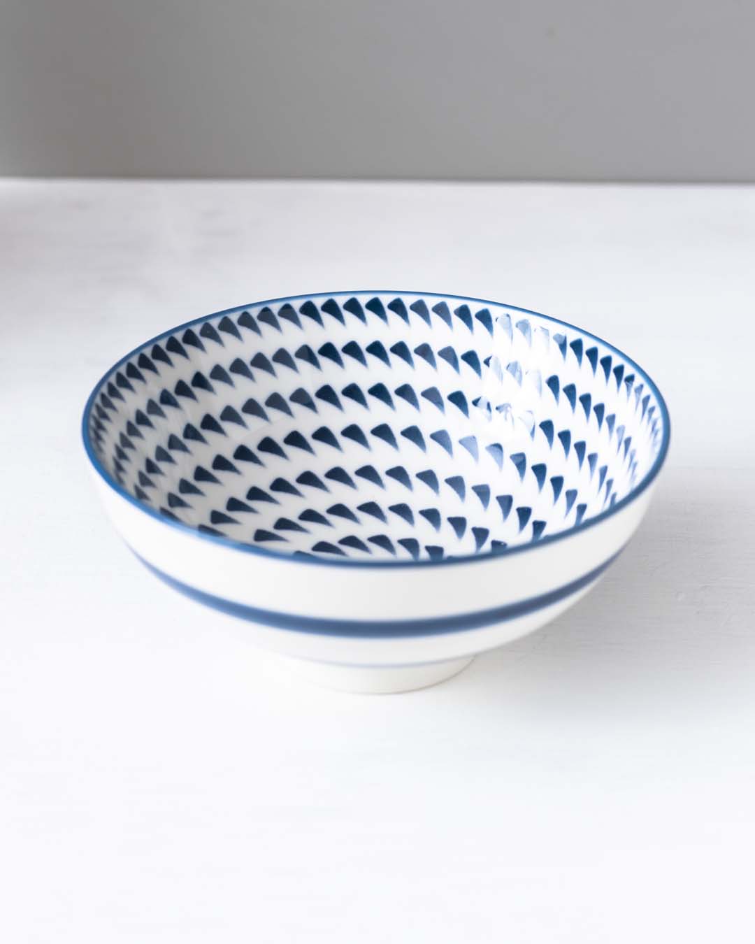 Dainty Blue & White Katoris - Set of 6 - The Decor Kart 