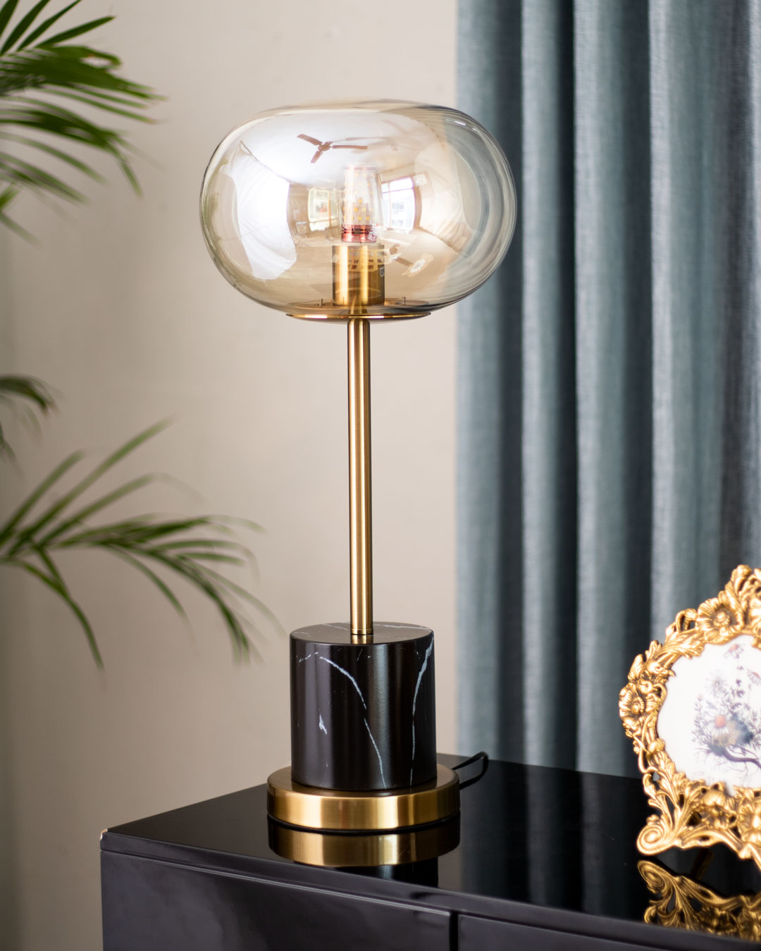 Gloria Table Lamp - The Decor Kart 