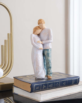 Pregnant Couple Figurine - The Decor Kart 