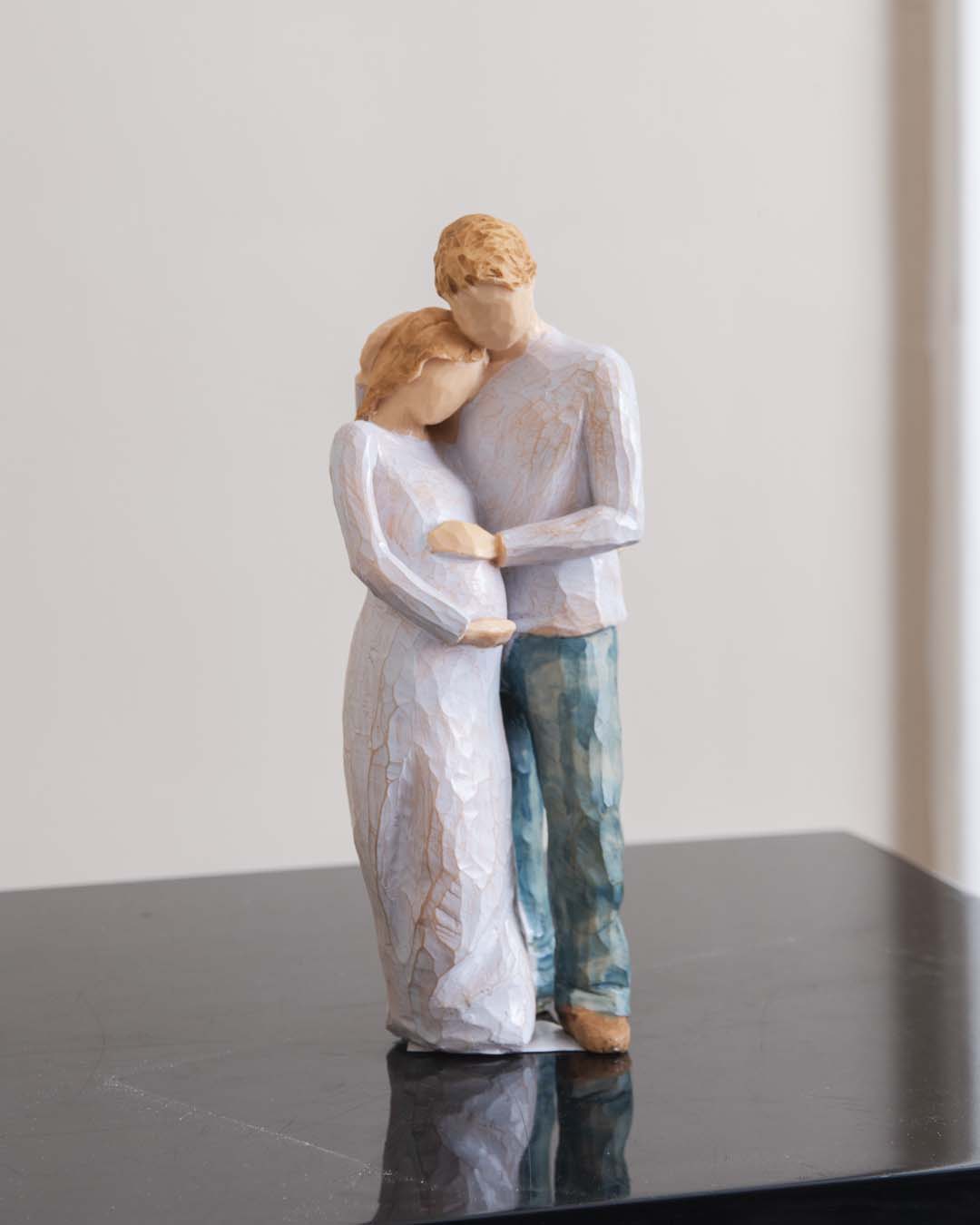 Pregnant Couple Figurine - The Decor Kart 