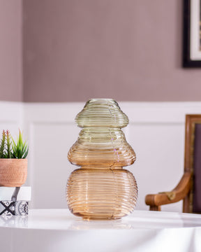 'Layered Brilliance' Flower Glass Vase