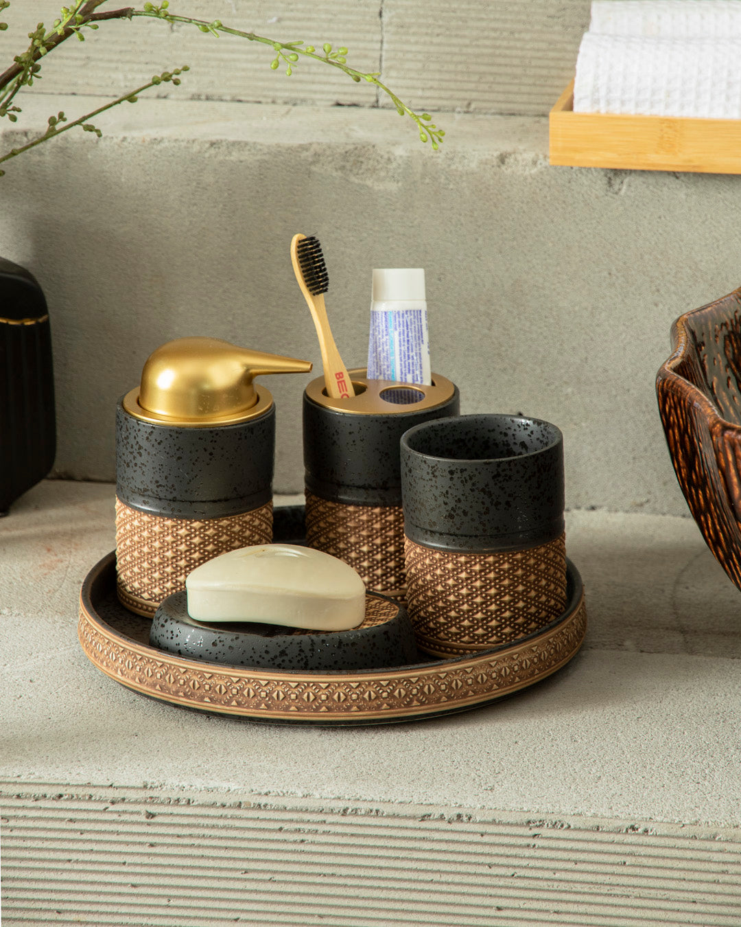 Artisan Textured 5-Piece Bath Set - Black 