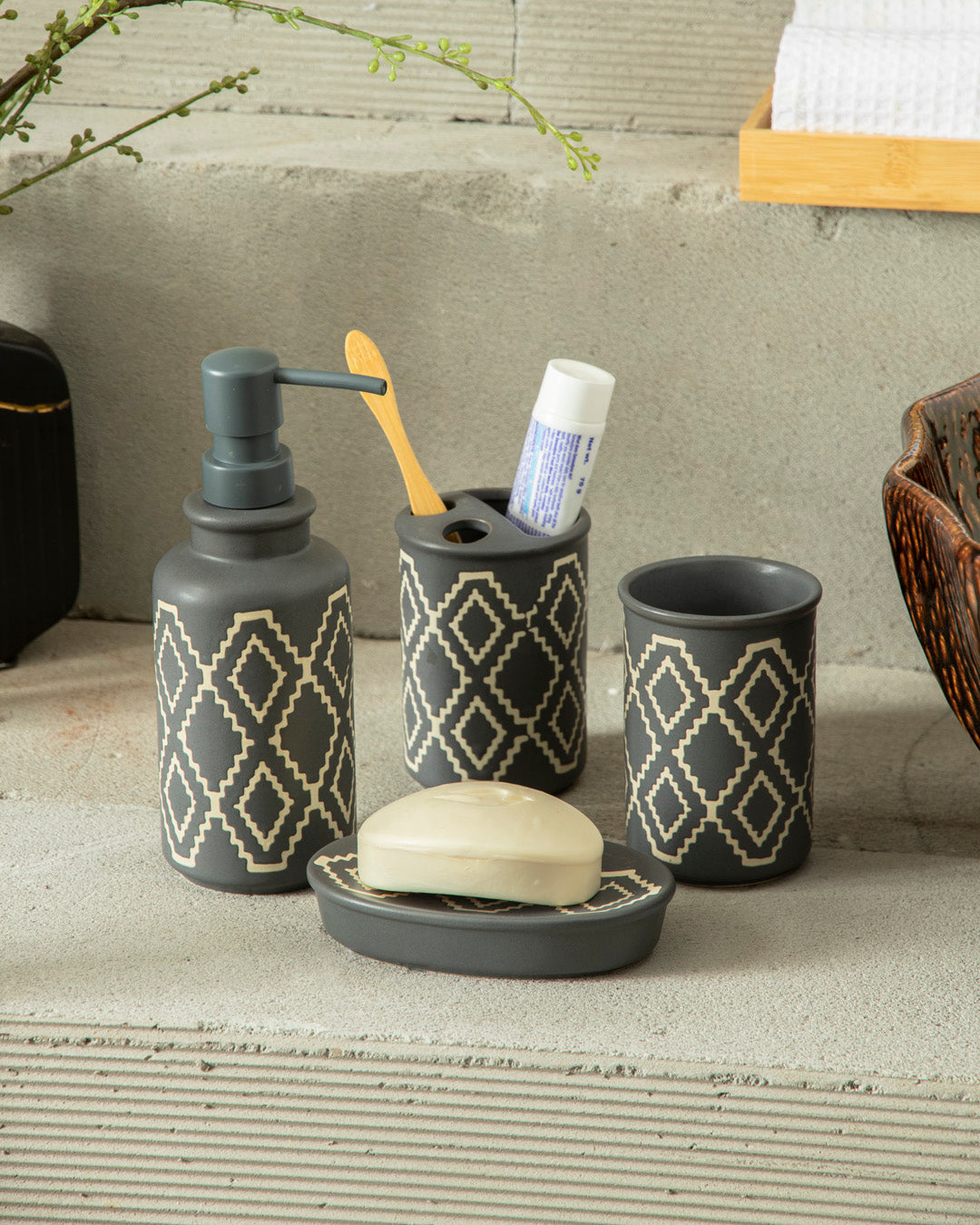 Bohemian 4-Piece Bath Set - Grey 