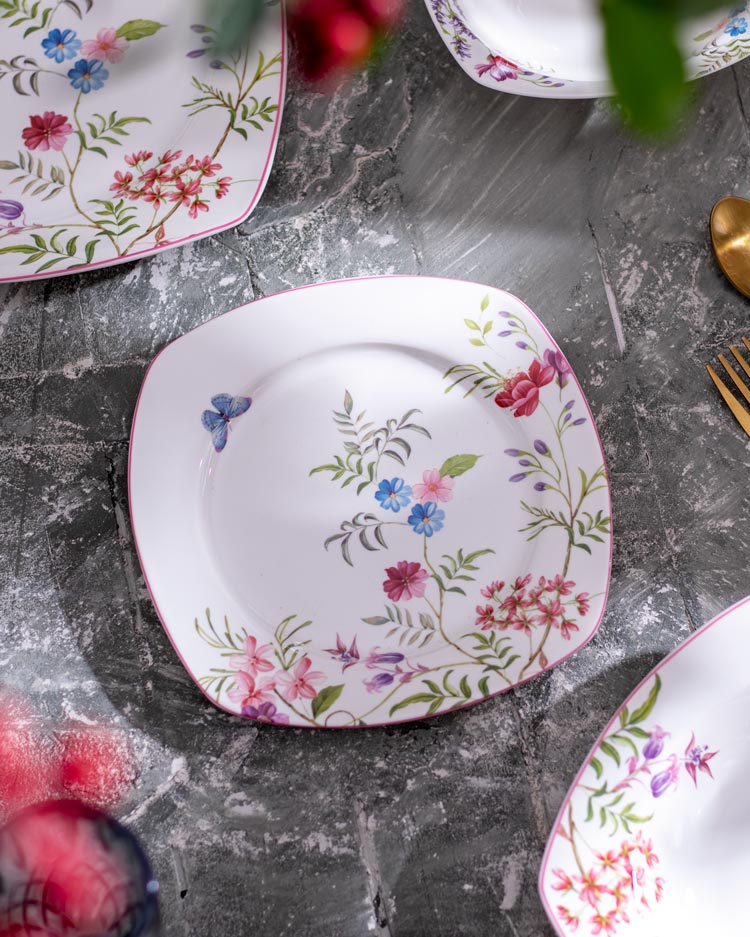 Floral Harmony - Square-Shaped 24-Piece Dinner Set