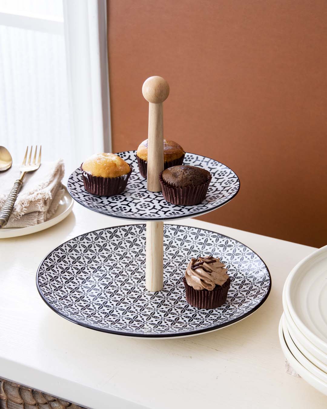Seamless 2-Tier Cake Stand - The Decor Kart 