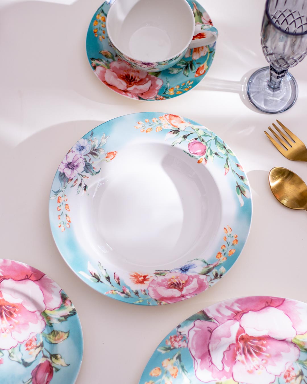 Blooming Beauty - 30-Piece Dinner Set